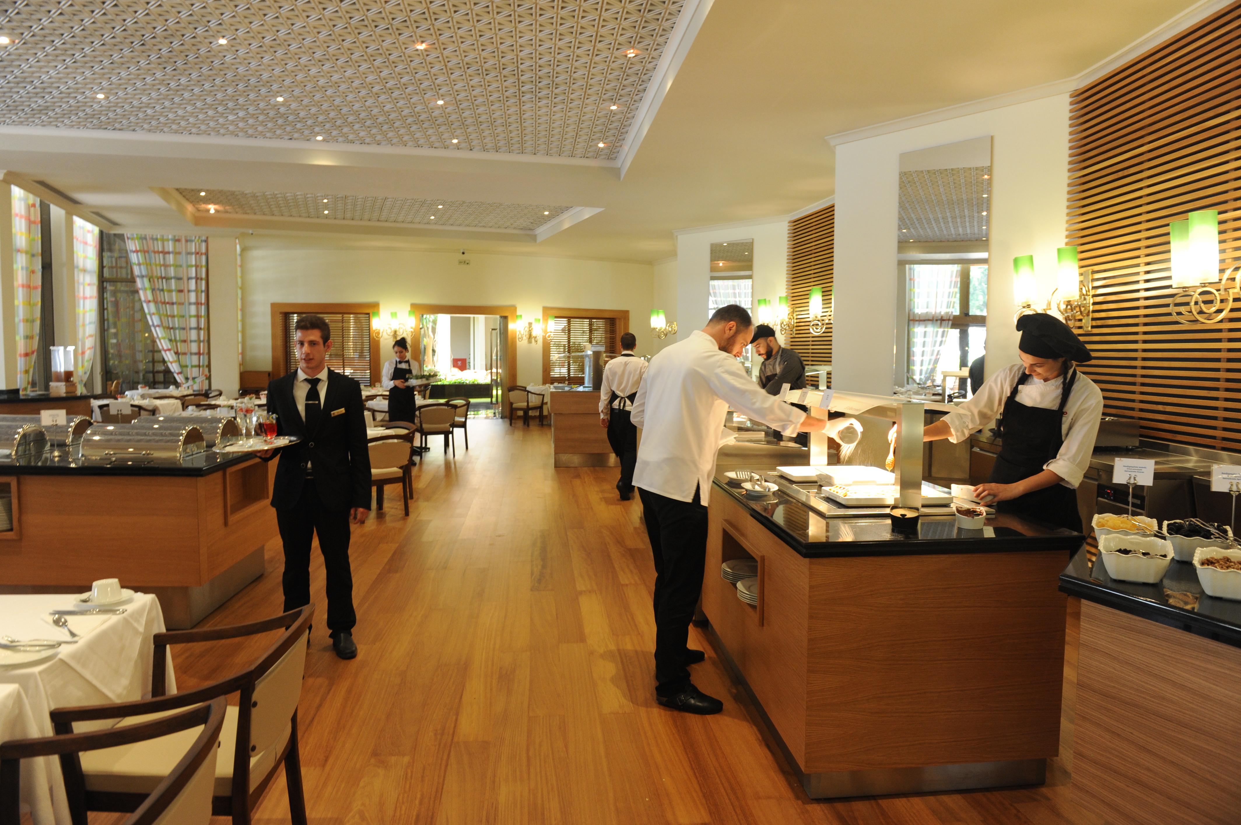 Rodos Palace Hotel Ixiá Kültér fotó A buffet at a hotel