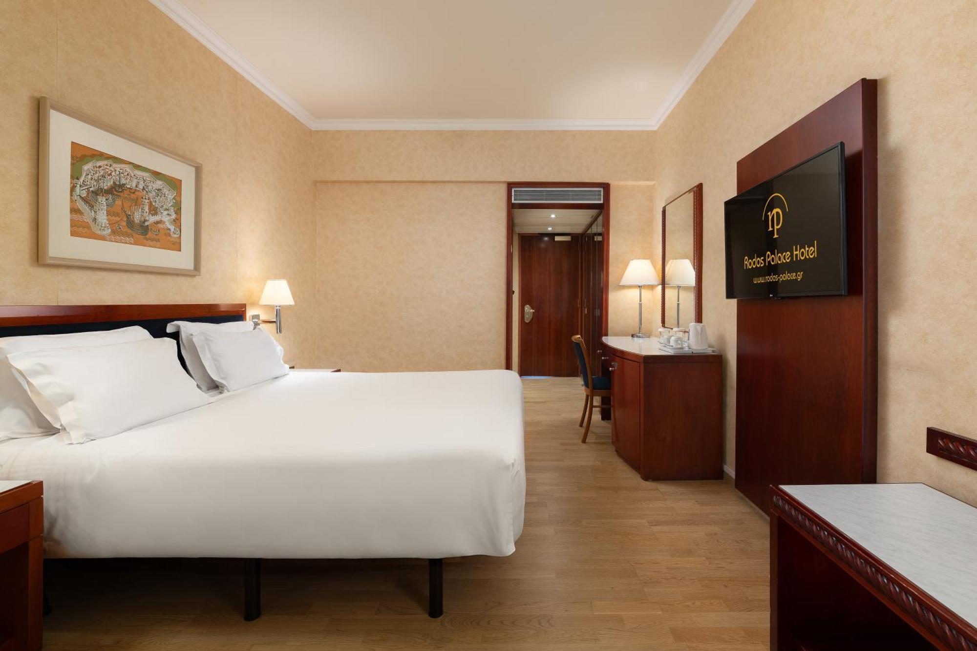 Rodos Palace Hotel Ixiá Kültér fotó A room at the hotel